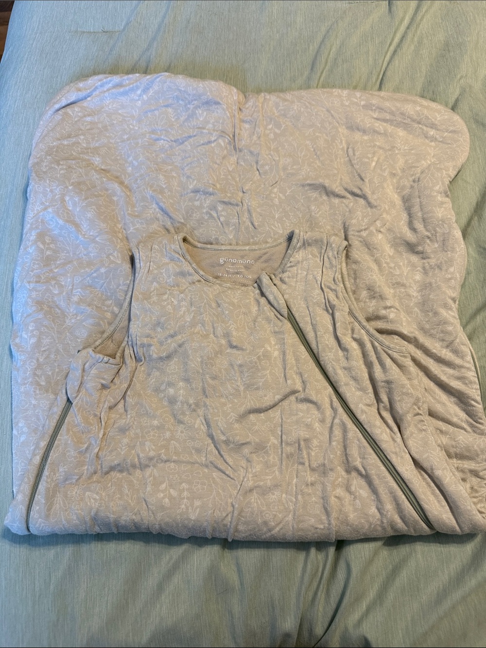 gonosomo Light Gray Floral Baby Sleep Sack